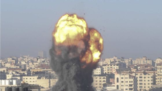 Gaza : 10 personnes d'une même famille tuées dans une frappe israélienne 