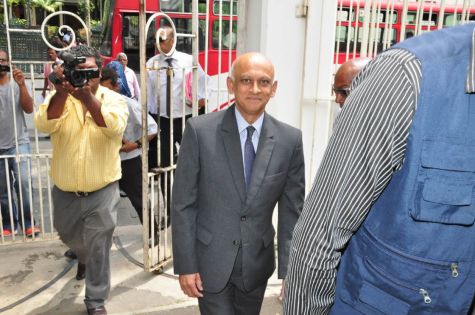 Commission  d'enquête sur la drogue : Raouf Gulbul de nouveau entendu 