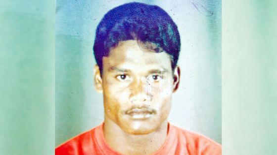 Tragédie à Sottise : un chauffeur meurt écrasé par son propre camion 