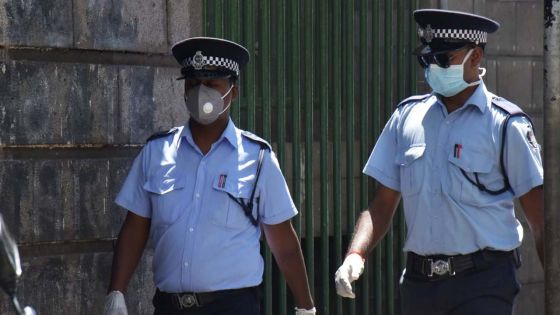 12 cas de Covid-19 et première journée de confinement : voici ce qu'il faut retenir