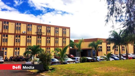 Incendie au collège John Kennedy : une enquête policière en cours