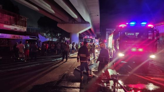 Rose-Hill : une maison et deux magasins la proie des flammes