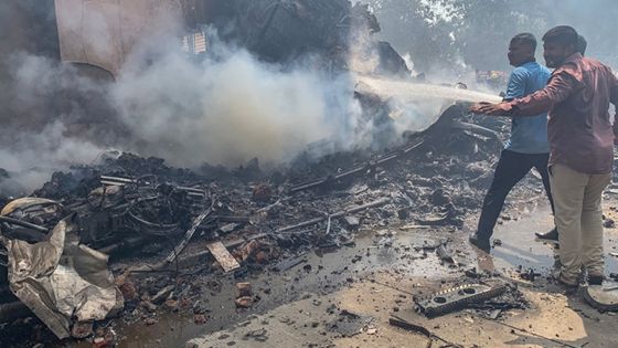 Crash en Inde: il semble qu'il n'y ait aucun survivant, dit le chef de la police d'Ahmedabad à l'AFP