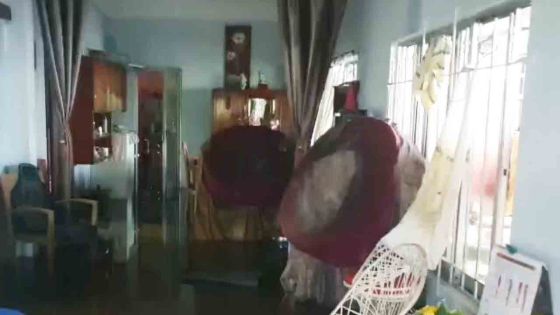 [Live] Pluies torrentielles : montée des eaux à Eau-Coulée