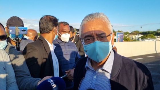 Cinq ‘credits’ pour accéder en Grade 12 : « On doit tous faire un effort pour réussir aux examens », avance le PM 