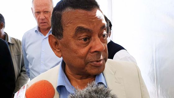 Collendavelloo sur la déportation de Shameem Onenonly: «Pena mo la main. Si ena la main gouvernma bizin ena so rezon»