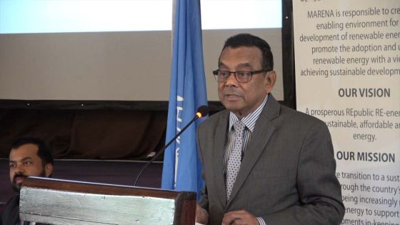 Collendavelloo : «Il n'a jamais été question de privatisation de la CWA !»