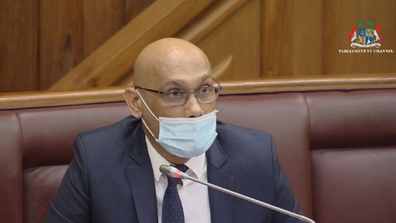 «Les 50 respirateurs artificiels achetés auprès de Pack and Blister toujours pas opérationnels», affirme le Dr Jagutpal 