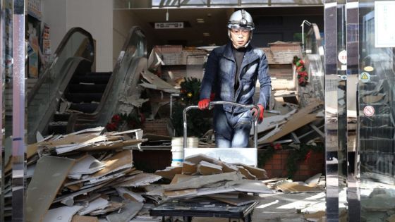 Japon : au moins 30 blessés après un fort séisme et un tsunami