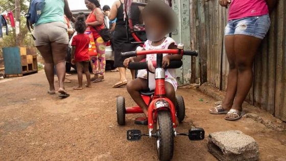 Après le décès récent de leur mère : trois jeunes orphelins végètent dans l’extrême pauvreté