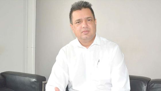 Omicron : plaidoyer d’Ajay Jhurry pour la réouverture des frontières avec l’Afrique du Sud