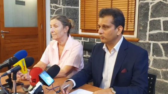 Covid-19/frontières : suivez en direct la conférence de presse du Dr Joomaye et du Dr Gaud