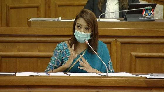 Débats Covid-19 Bill et Quarantine Bill : « Une seconde d’hésitation peut coûter la vie », dit Teenah Jutton en saluant l'action du GM