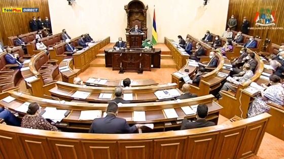 Débats budgétaires : suivez en direct les interventions de Gobin et Bérenger