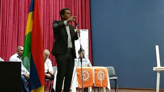 Kavi Ramano annonce que les élections municipales auront lieu au plus tard en juin 