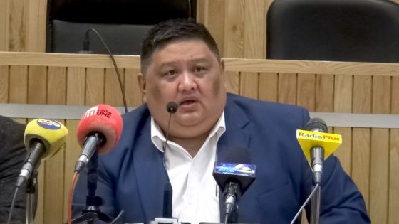 Motion de censure et protocole : Ken Fong parle d’un «manque de respect» de la part du PMSD envers le conseil