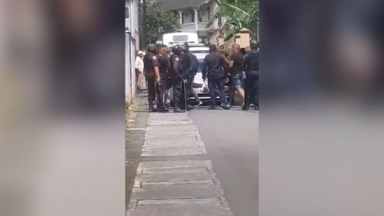 Le tiktokeur Feroz Karamuth interpellé par la Special Striking Team