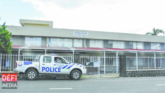 Tentative d’évasion en cour de Pamplemousses : un jeune de 18 ans bouscule un policier et s’enfuit en pleine audience
