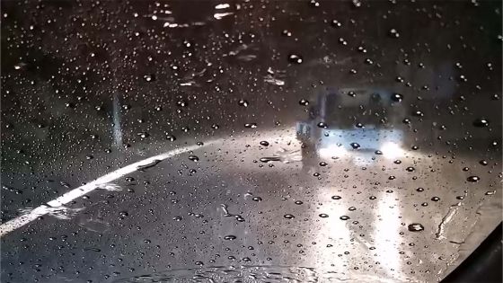 Pluies torrentielles :  quatre routes impraticables, soyez vigilants