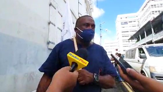 Laurette à l'opposition : « Soit vous refusez vos ʹFuel Allowancesʹ soit vous nous rejoignez au fuel strikeʹ »