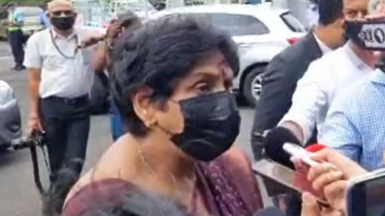 Vaccination des 15 à 17 ans : « Pa pe fors personn fer vaksin », dit Leela Devi Dookun-Luchoomun