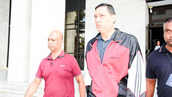 Scandale financier aux Casernes centrales : Rs 4,5 M de «reward money» sur le compte personnel de l’ACP Lilram Deal 