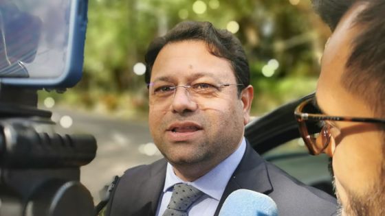 L’ouverture des colis scellés au No 15 s’est déroulée dans une «atmosphère cordiale» selon Kushal Lobine 