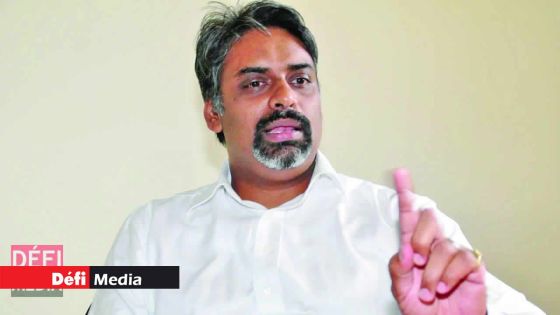 Maneesh Gobin : « Galoup dan ou zardin, plant kot ou »