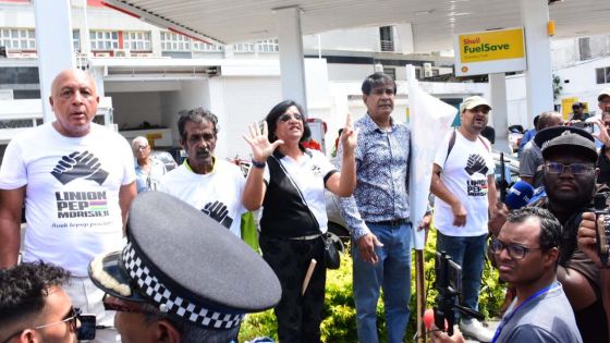 EN DIRECT | Manif de LPM devant les Casernes Centrales pour réclamer la démission du CP