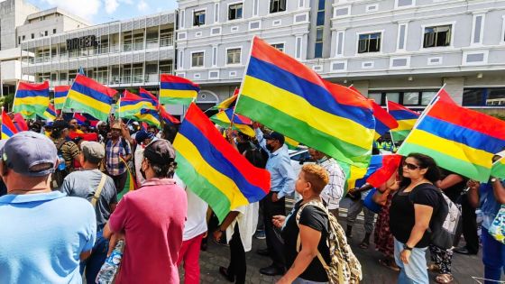 Port-Louis : grève de la faim et marche de protestation contre la cherté des prix des carburants