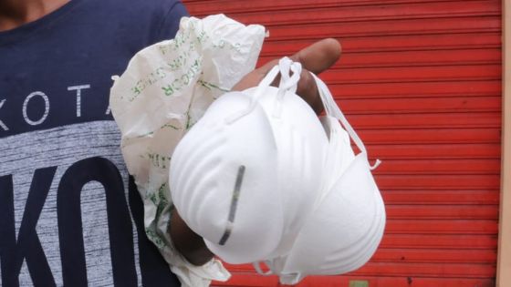 Plaine-Verte : des masques se vendent à Rs 50