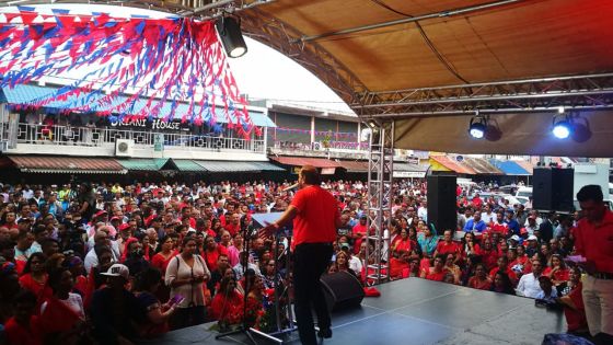 Suivez le meeting de L'Alliance Nationale (PTr/PMSD) en direct de Flacq