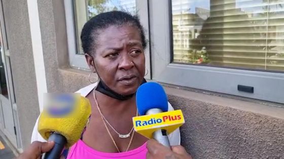 Affaire de torture des détenus : la mère de David Jolicoeur allègue qu’un policier a menacé son fils 