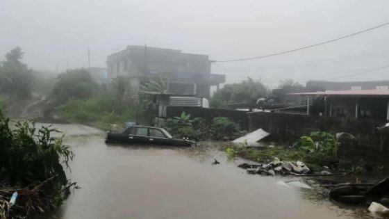 Un avertissement de pluies torrentielles a été émis en ce samedi matin.