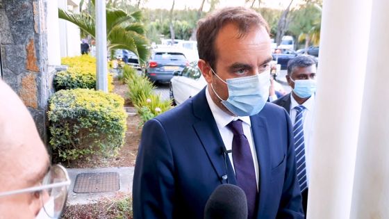 Wakashio : Sébastien Lecornu fortement ému par sa visite de la zone sinistrée 