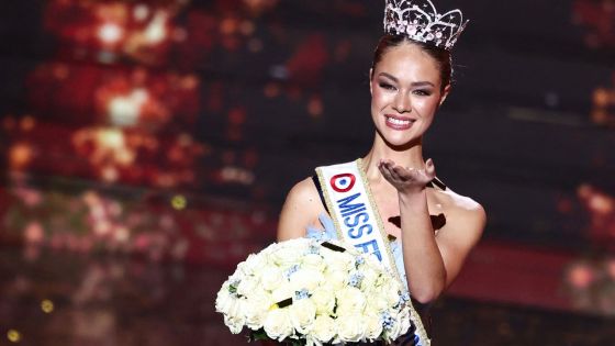 Hinaupoko Devèze, Miss Tahiti, élue Miss France 2026