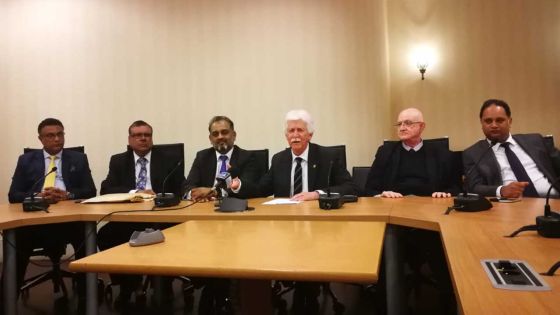 Paul Bérenger dénonce «une dictature du nombre»  