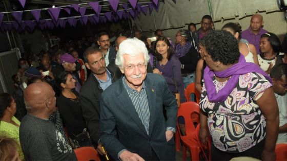 «Nous allons vers une élection extraordinaire avec des surprises, nous allons nettoyer la fraude et la corruption», dit Paul Bérenger