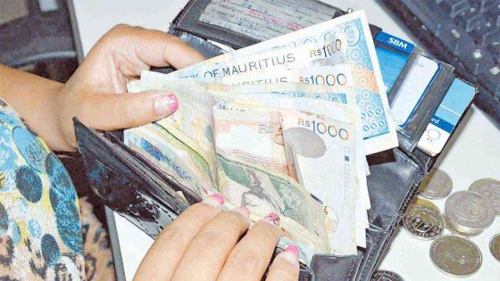 Au cœur de l'info : débats sur les conditions de travail et de salaire dans le privé