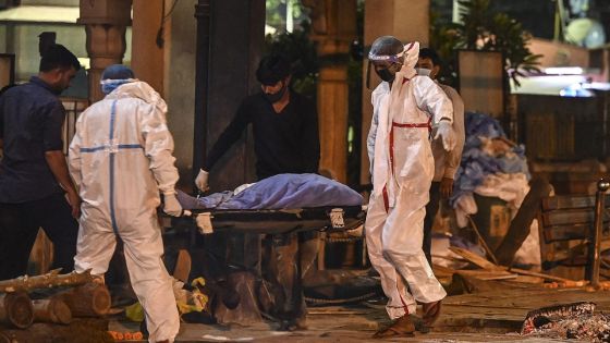 Covid-19 : l'Inde recense près de 315 000 nouveaux cas en 24 heures, un record mondial