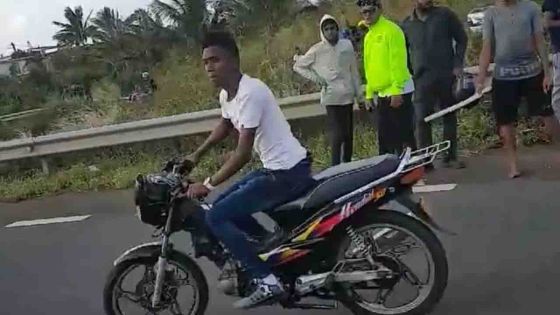 Incidents à Goodlands : un motocycliste recherché par la CID