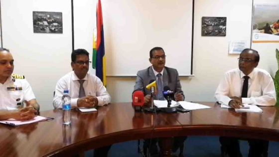 Le ministre de la Pêche, Sudheer Maudhoo, s'exprime sur les poissons morts découverts au Morne et sur le démantèlement de la poupe du wakashio