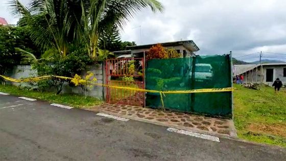 Il tue son épouse et dit à son frère: «Mone fini touy li. Mone touf li»