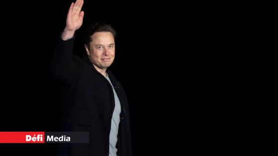  Musk affirme que le Royaume-Uni a besoin d’un changement de gouvernement «révolutionnaire» lors d’un rassemblement anti-migrants