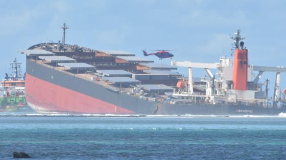 Pas de fuite d’huile après la cassure du MV Wakashio selon le CP Khemraj Servansing