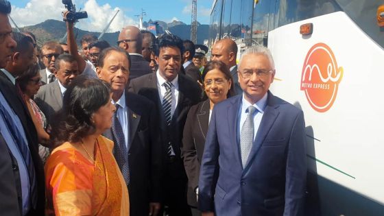 Metro Express : «C’est un cadeau du gouvernement Lepep à l'île Maurice», dit Nando Bodha
