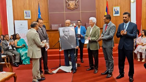 125e anniversaire de SSR : «First Day Cover» et exposition consacrée au Père de la Nation 