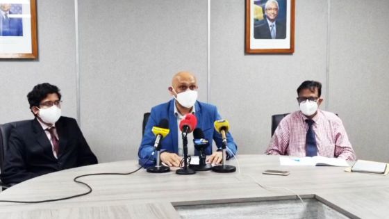 Covid-19: suivez en direct la conférence de presse du NCC