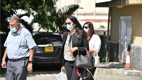 Enquête judiciaire : l’hôtesse de l’air Neeta Nuckched allègue avoir été intimidée par le policier Manoovalloo