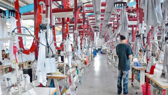 Textile et habillement : un secteur qui survit grâce à la main-d’oeuvre étrangère